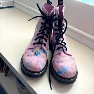 Doc Marten' Pink Rainbow Burst Suede, Women's size 7